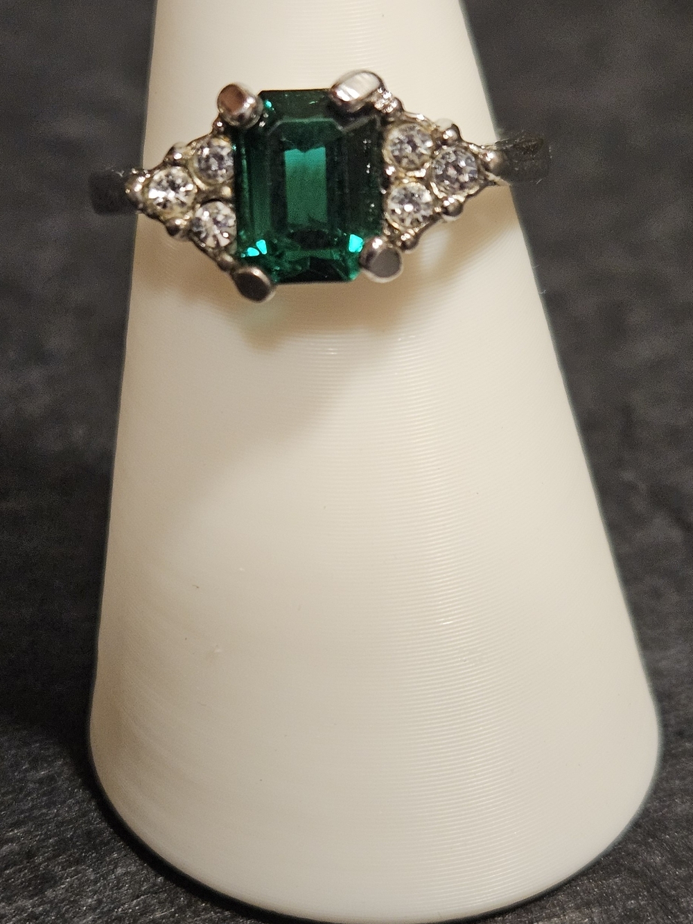 Emerald-Cut Green Stone Ring with Clear Accent Stones. Size 7.5